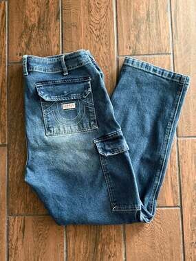 True Religion Denim Cargo Jeans Flap Pocket Loose Straight 34x31 Medium Wash